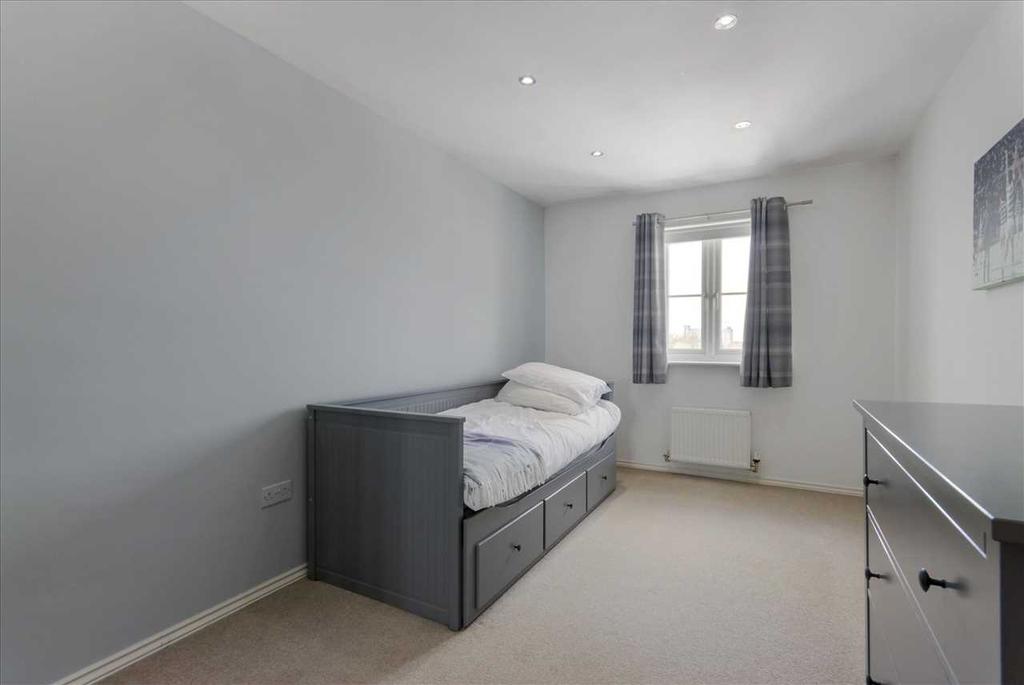 Bedroom Two (1)