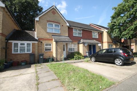 27 Hollygrove Close, Hounslow, TW3 3NE