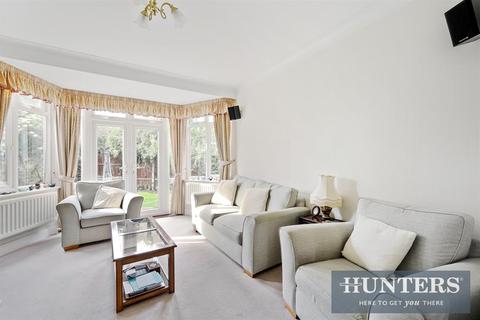 2 Reigate Road, Epsom, KT17 1PH