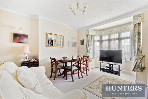 2 Reigate Road, Epsom, KT17 1PH