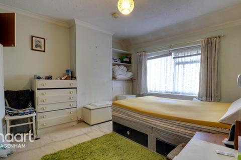 3 bedroom semi-detached house for sale - Beverley Road, Dagenham
