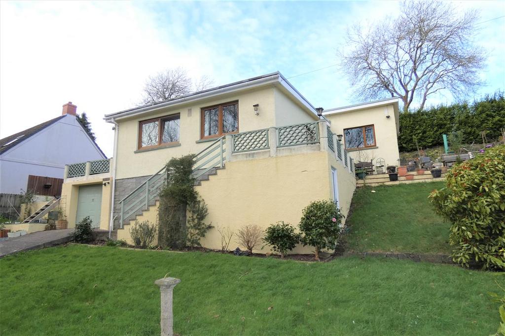 Coombs Road, Milford Haven 4 bed detached house £300,000