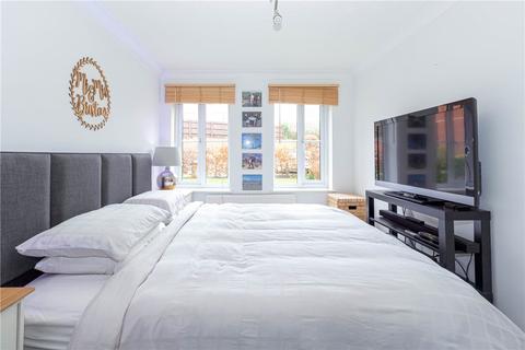 2 bedroom flat for sale - Balfour Court, Harpenden, Hertfordshire
