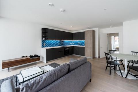 2 bedroom apartment to rent, Rosewood Building, London E2