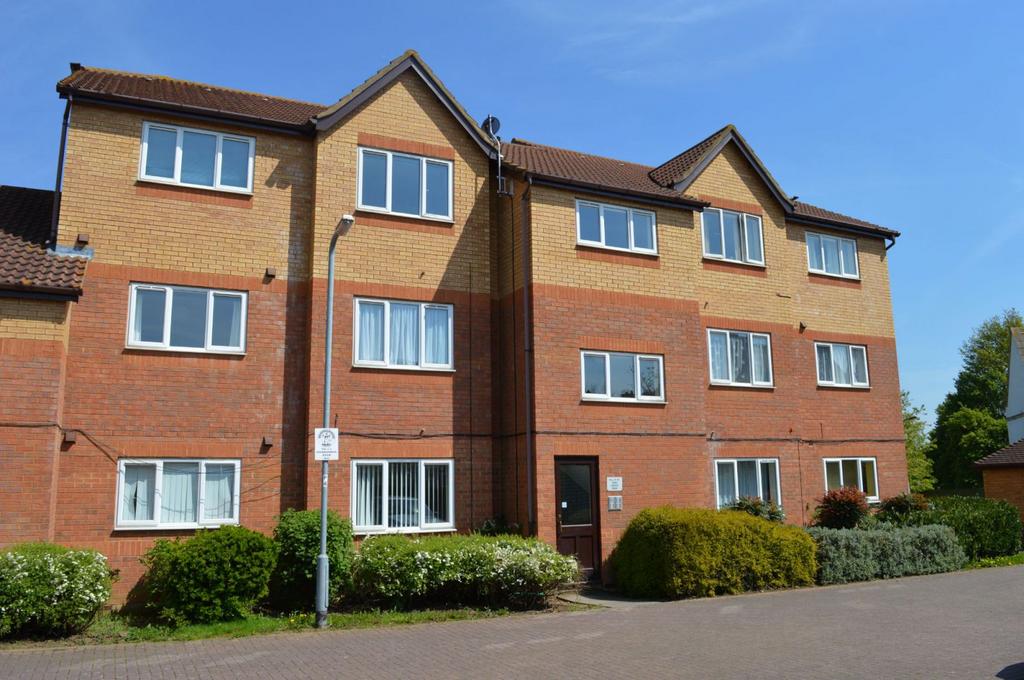 Edison Drive, Upton Grange, Northampton NN5 4AB 1 bed flat to rent £