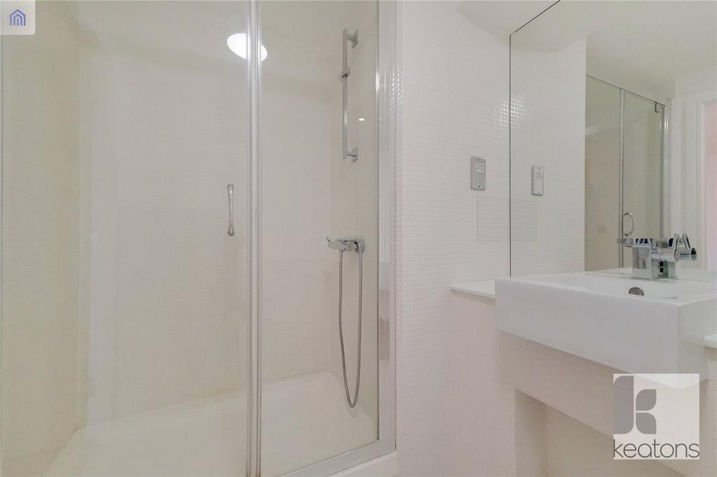 Shower-Room