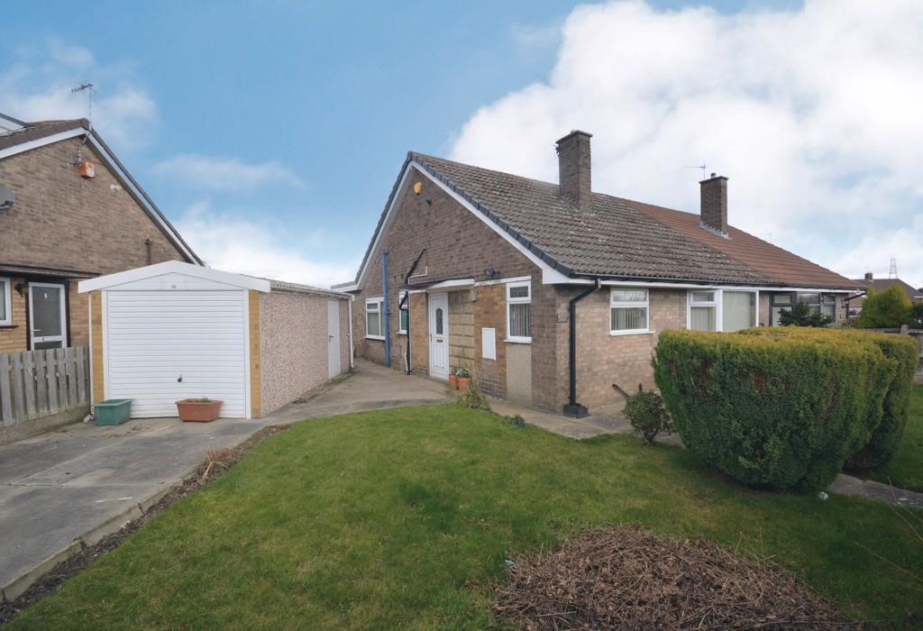 Rose Avenue, Calow, Chesterfield, S44... 3 bed bungalow £190,000