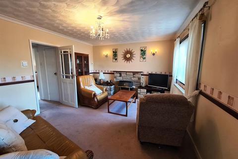 72 Eleanor Close, Pencoed, Bridgend, CF35 6RD
