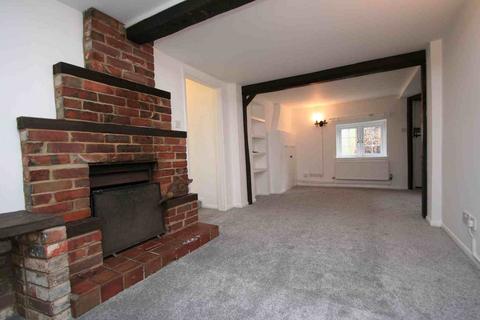 2 bedroom terraced house to rent, Benson