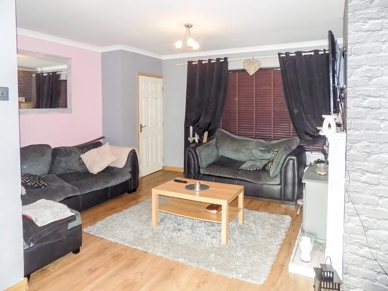 Hillcrest, Brynna, Rhondda, Cynon... 3 bed semidetached house £195,000