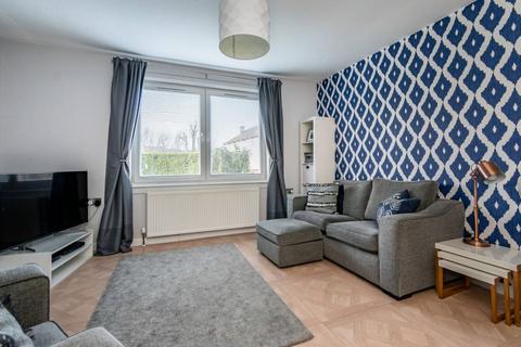 98 Baird Drive, Edinburgh, EH12 5RZ