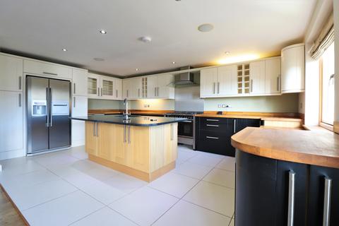 17 Dixton Close, Monmouth, NP25 3HE