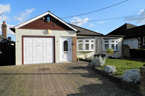 146 Cranham Gardens, Upminster, RM14 1JT