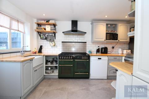 41 Holly Leys, Stevenage, SG2 8JA