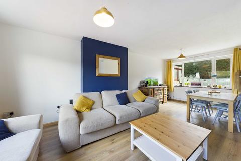 10 Jacomb Close, Lower Broadheath, Worcester, WR2 6SQ