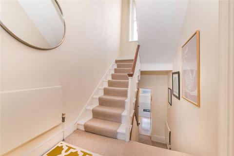 21b Cloudesley Square, London, N1 0HN
