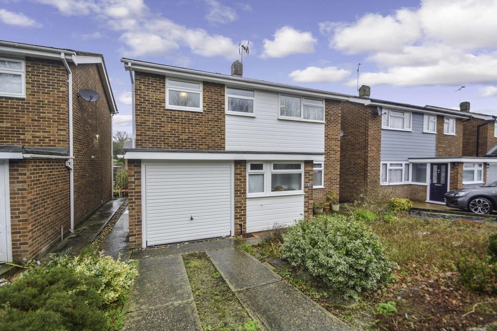 Stevens Road, Witham, CM8 1NB 4 bed detached house £425,000