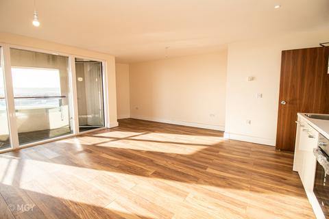 2 bedroom apartment to rent, Vega House, Celestia, Cardiff Bay