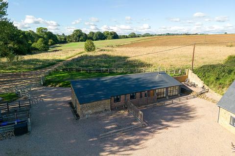 undefined, Dodford, Northamptonshire, NN7