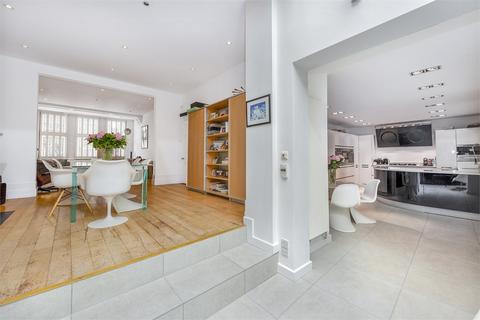 5 Wellfield Avenue, London, N10 2EA