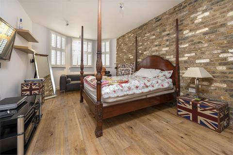 5 Wellfield Avenue, London, N10 2EA