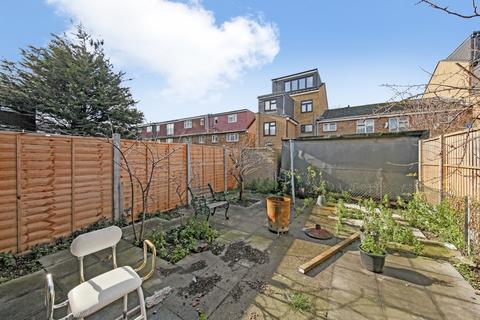 12 Gilbert Street, London, E15 2AG