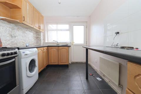 66 Buchanan Drive, Luton, LU2 0RT