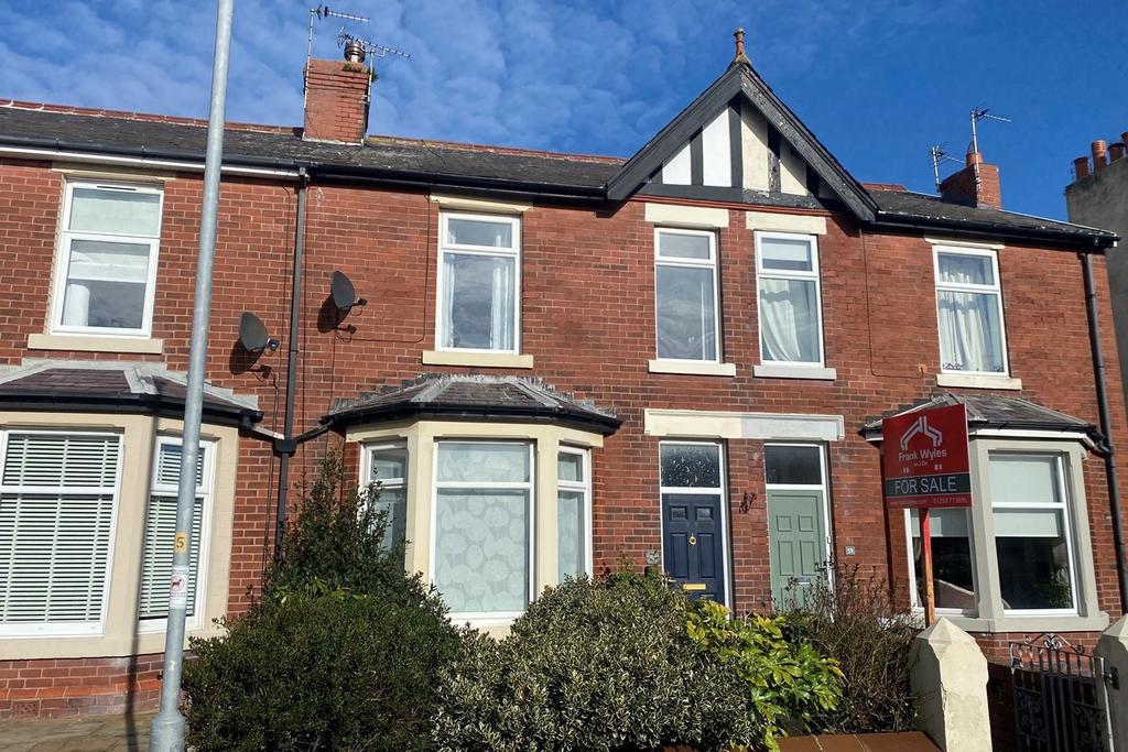 Curzon Road, LYTHAM ST ANNES, FY8 3 bed terraced house £165,000