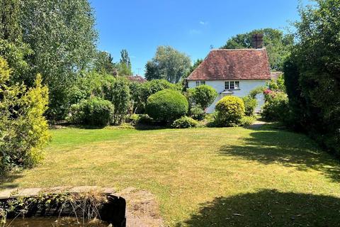 2 bedroom detached house for sale, Sissinghurst Road, Three Chimneys, Biddenden, Kent, TN27 8HA