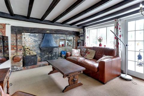 2 bedroom detached house for sale, Sissinghurst Road, Three Chimneys, Biddenden, Kent, TN27 8HA