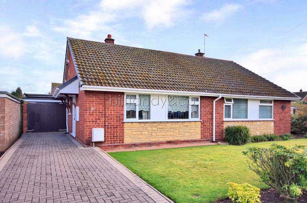 Stapleford Gardens, Burntwood, WS7 2 bed semidetached bungalow £220,000