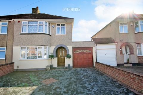 107 Heath Road, Crayford, Dartford, DA1 3NR