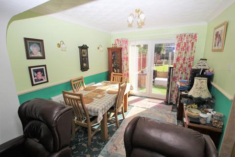 107 Heath Road, Crayford, Dartford, DA1 3NR