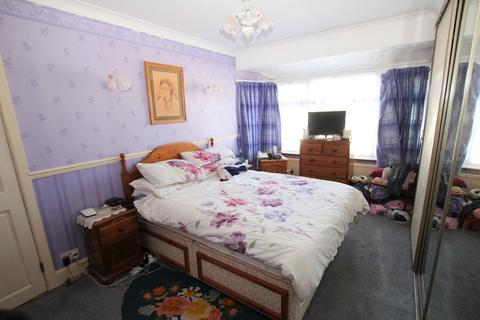 107 Heath Road, Crayford, Dartford, DA1 3NR