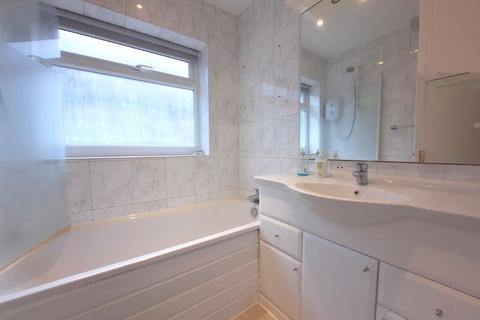 43 Horsham Road, Feltham, TW14 8LN