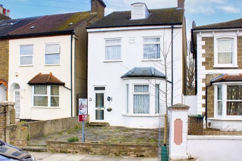 4 bedroom detached house for sale - Mandeville Road, Enfield