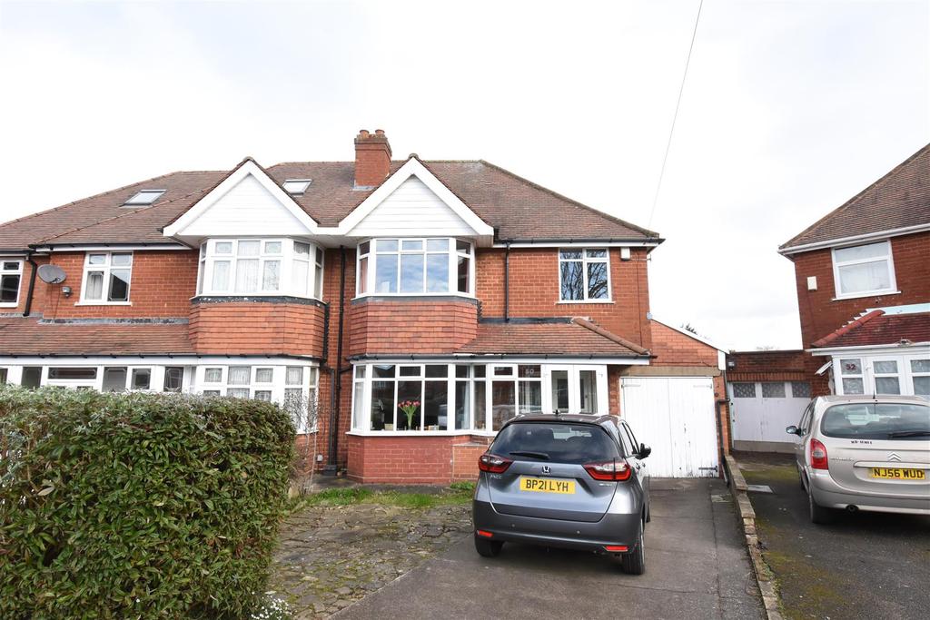 Douglas Avenue, Birmingham 3 bed semidetached house £320,000