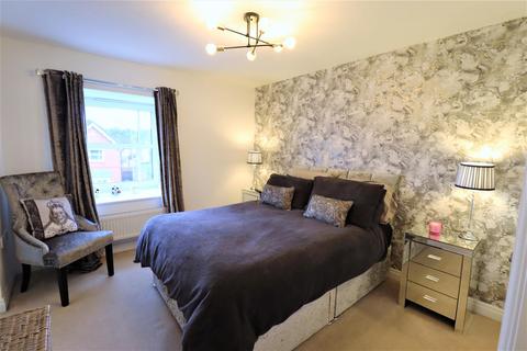 3 bedroom mews for sale - Lower Meadow Drive, Congleton