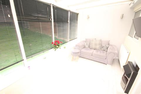 16 Cae Coed, Llandudno Junction, LL31 9LD