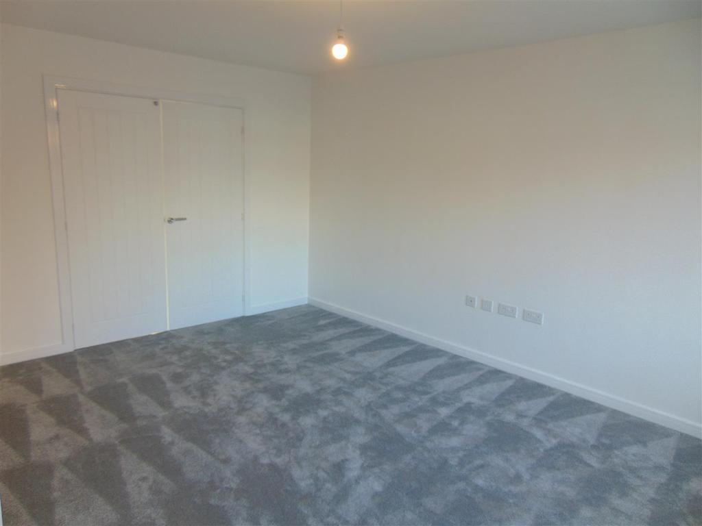 Leasowe Road, Walsall Wood 3 bed semidetached house £950 pcm (£219 pw)