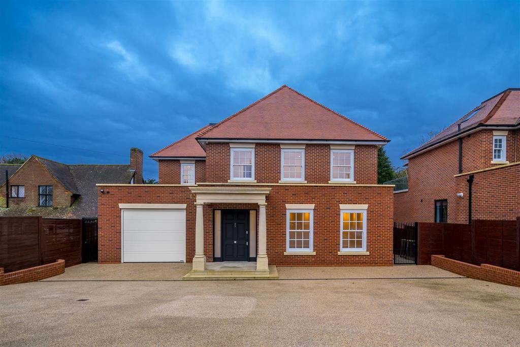 Road, Arkley EN5 5 bed house £3,450,000