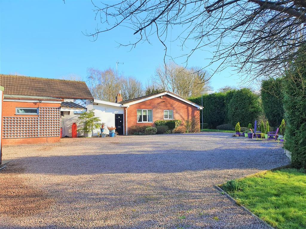 Old City of Dan, off Leicester Road, Whitwick 3 bed bungalow £425,000