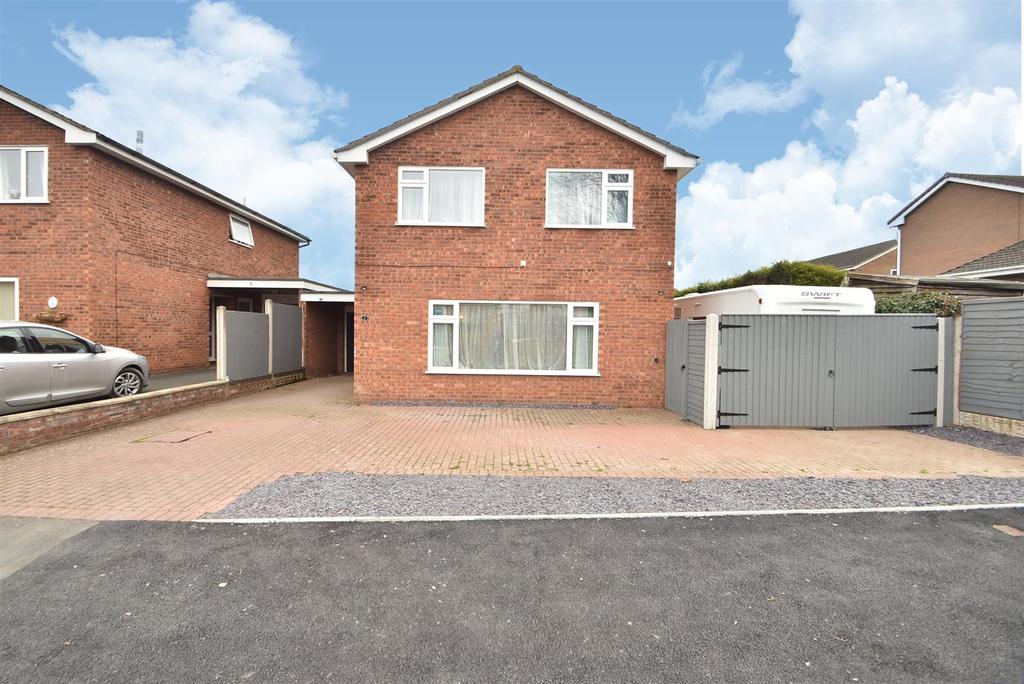Castle Lane, Bayston Hill, Shrewsbury 4 bed detached house £325,000