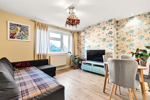 244 Stoneleigh Park Road, Epsom, KT19 0RQ