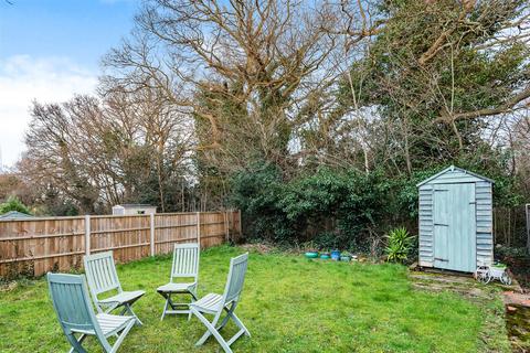 244 Stoneleigh Park Road, Epsom, KT19 0RQ
