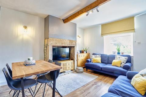 29 Long Row, Horsforth, Leeds, LS18 5AA