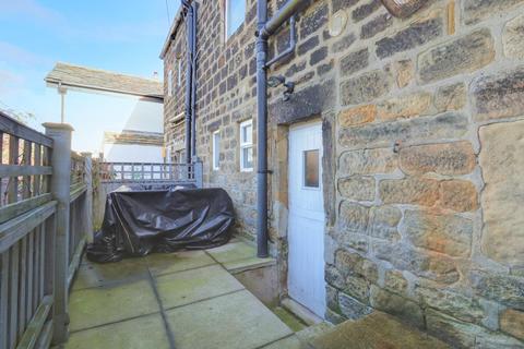 29 Long Row, Horsforth, Leeds, LS18 5AA