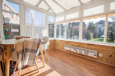 26 Amcotes Place, Chelmsford, CM2 9HZ