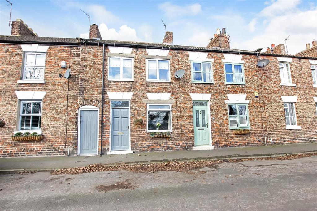 Strait Lane, Hurworth, Darlington 2 bed terraced house £185,000