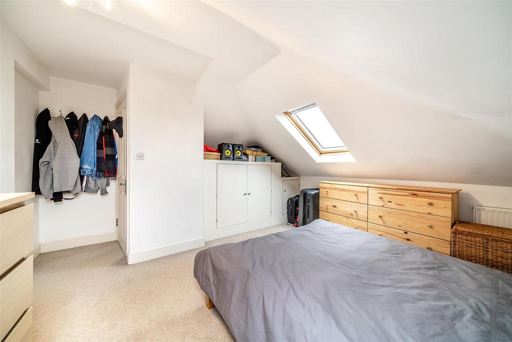 3, 49 Thornlaw Road-2.JPG